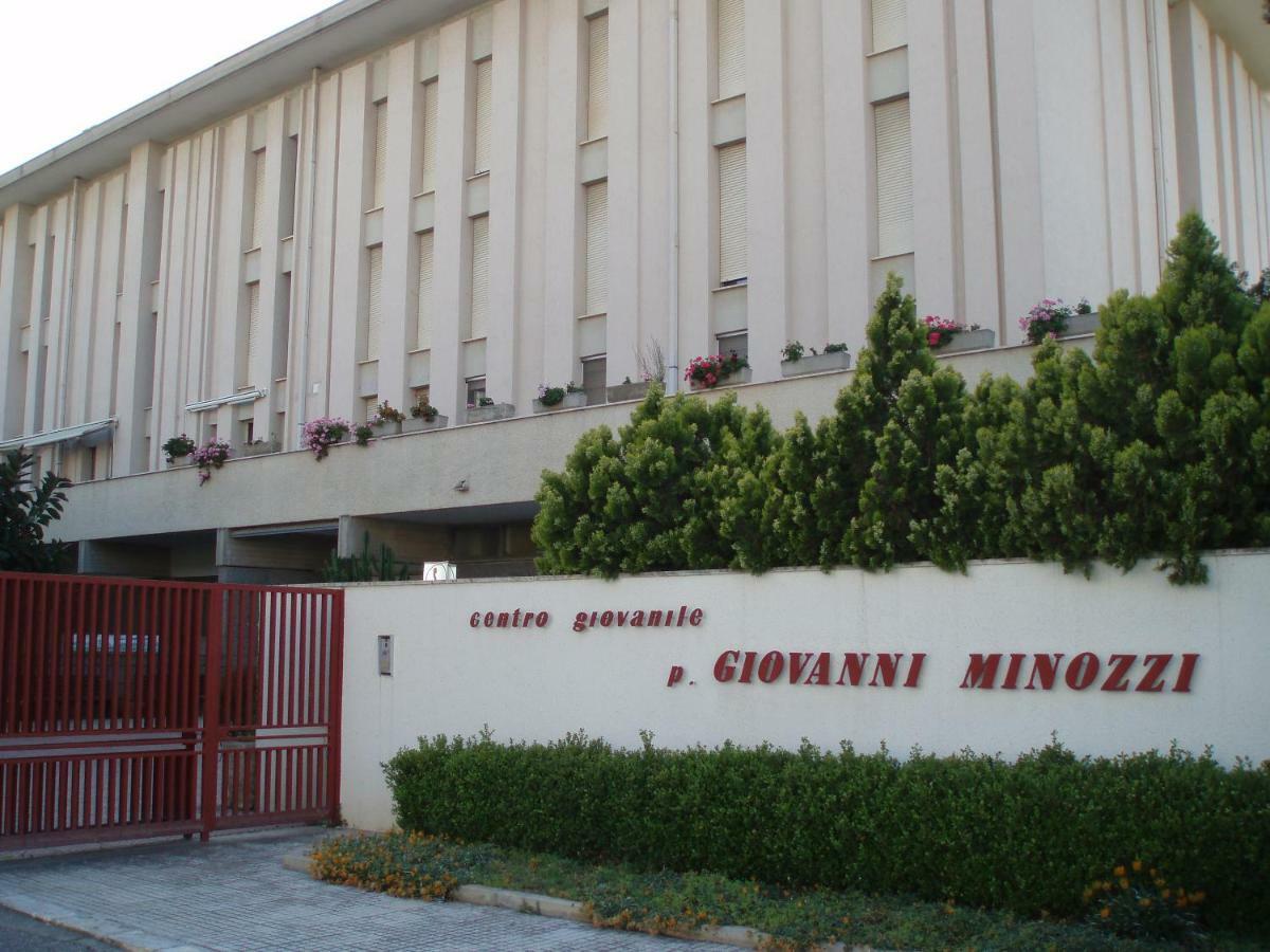 מלון פוליקורו Centro Giovanile Padre Minozzi מראה חיצוני תמונה