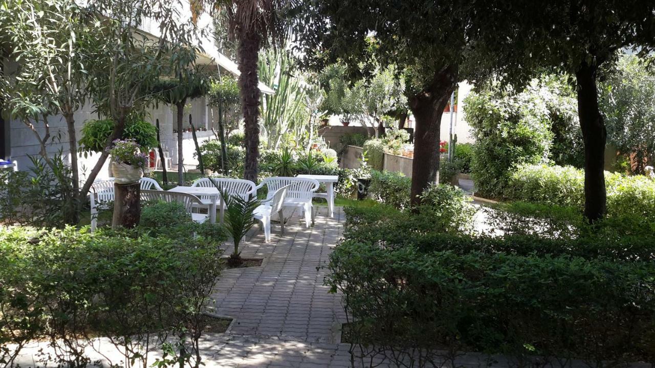 מלון פוליקורו Centro Giovanile Padre Minozzi מראה חיצוני תמונה