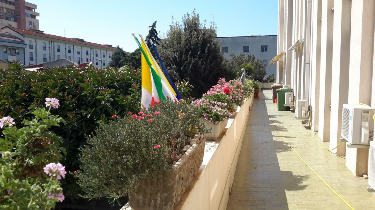 מלון פוליקורו Centro Giovanile Padre Minozzi מראה חיצוני תמונה